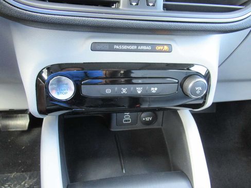 New 2026 Ford Escape SE FWD image 25
