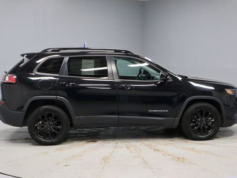Used 2022 Jeep Cherokee Latitude Lux FWD image 5