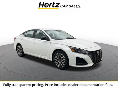 Used 2026 Nissan Altima 2.5 SV FWD image 1