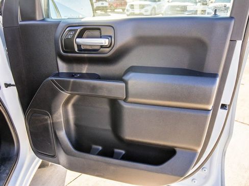 Used 2021 Chevrolet Silverado 1500 Custom Trail Boss image 17