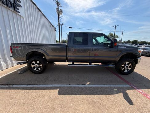 Used 2016 Ford F350 Lariat AWD/4WD image 8