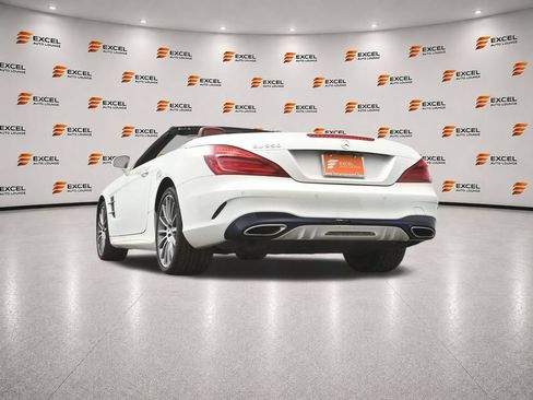 Used 2018 Mercedes-Benz SL 550 image 35