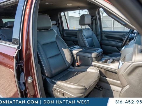 Used 2023 GMC Yukon XL SLT image 27