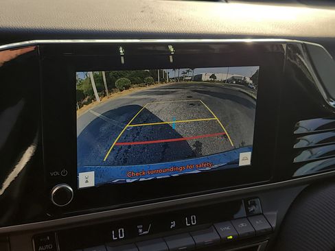 Certified 2025 Toyota Camry SE image 23