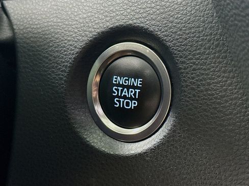 Used 2024 Toyota Corolla SE image 21