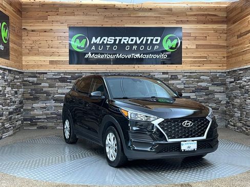 Used 2019 Hyundai Tucson SE image 2