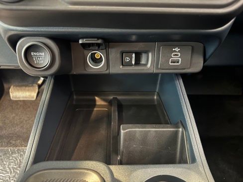 New 2026 Ford Maverick Lobo AWD/4WD image 23