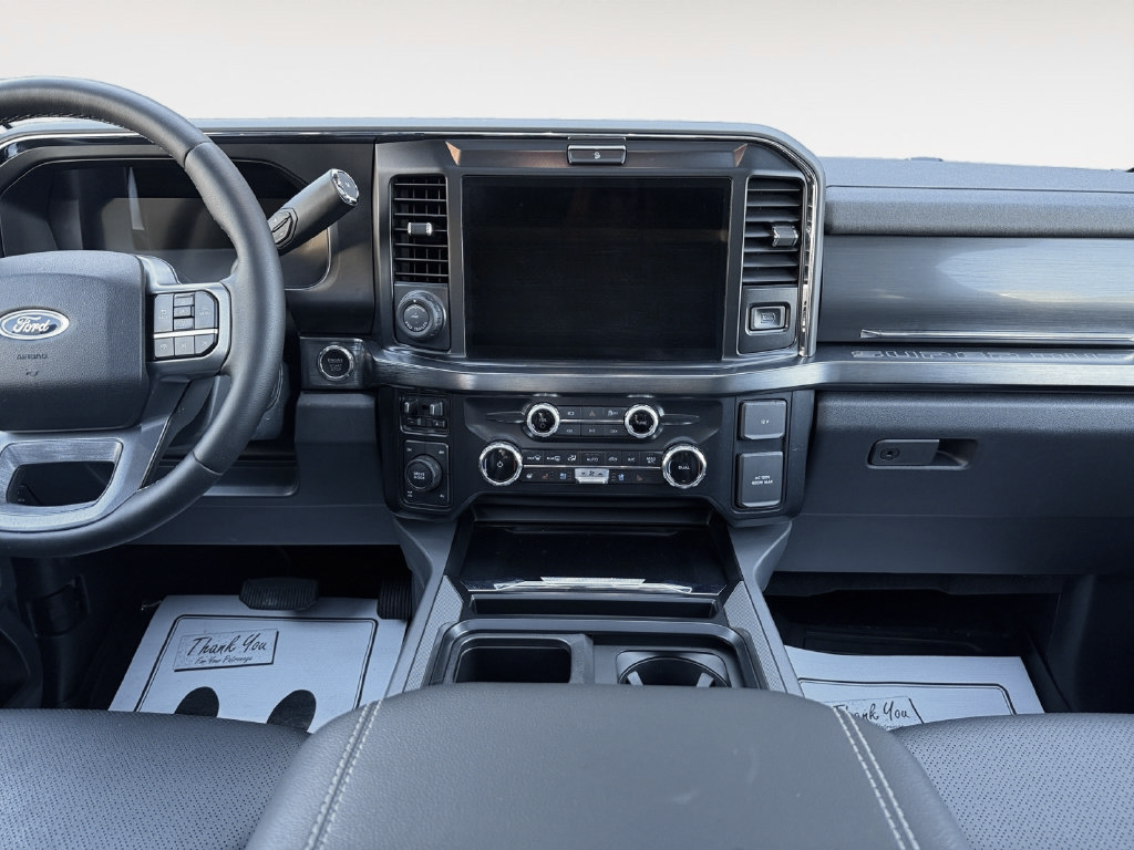 Used 2026 Ford F350 Lariat w/ Black Appearance Package AWD/4WD image 17