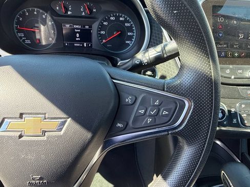 Used 2023 Chevrolet Malibu LT FWD image 15