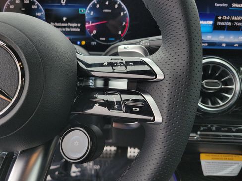 New 2026 Mercedes-Benz GLB 35 AMG 4MATIC image 21