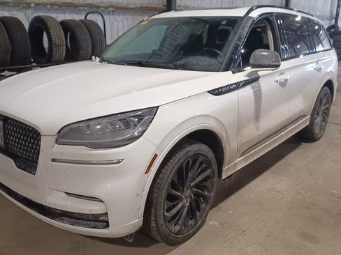Used 2024 Lincoln Aviator Reserve w/ Equipment Group 201A image 1