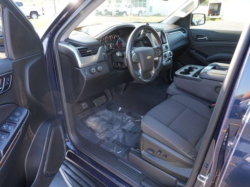 Used 2019 Chevrolet Tahoe LS w/ Skid Plate Package AWD/4WD image 12