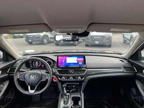 Used 2020 Honda Accord LX image 10