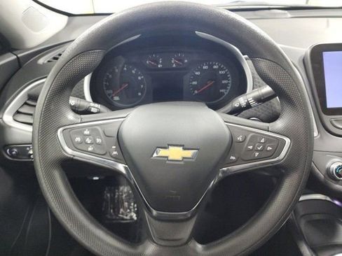 Used 2023 Chevrolet Malibu LT image 27