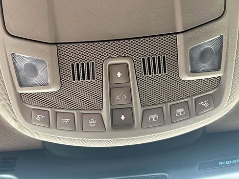 Used 2022 Lincoln Nautilus Reserve AWD/4WD image 25