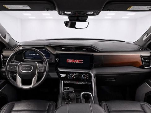 Used 2023 GMC Sierra 1500 Denali w/ Denali Reserve Package AWD/4WD image 19