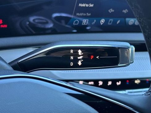 New 2026 Cadillac Optiq Luxury 1 image 22