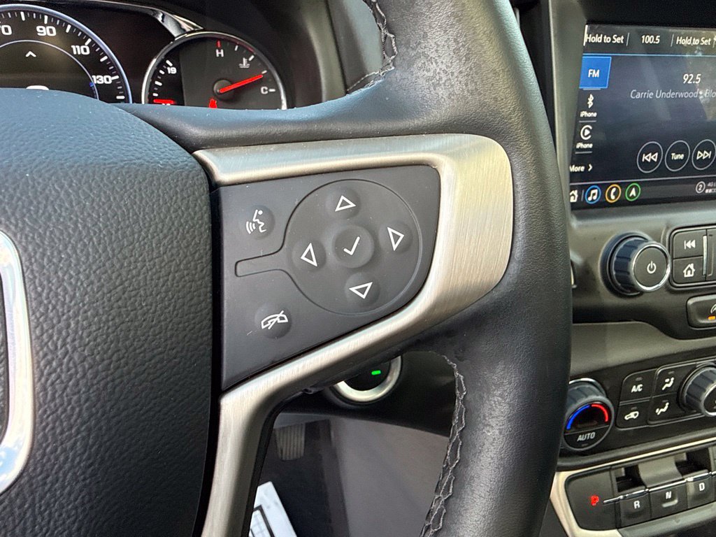 Used 2024 GMC Terrain Denali w/ Denali Premium Package AWD/4WD image 29