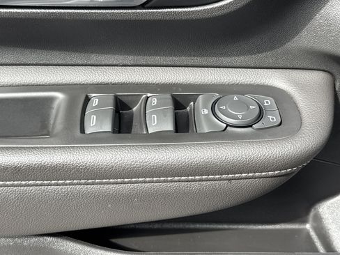 Used 2022 GMC Terrain SLE w/ Driver Convenience Package FWD image 15