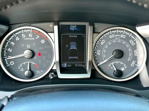 Used 2023 Toyota Tacoma SR5 RWD image 12