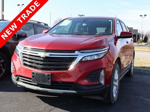 Used 2024 Chevrolet Equinox LT image 1