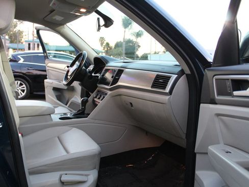 Used 2018 Volkswagen Atlas SE FWD image 12
