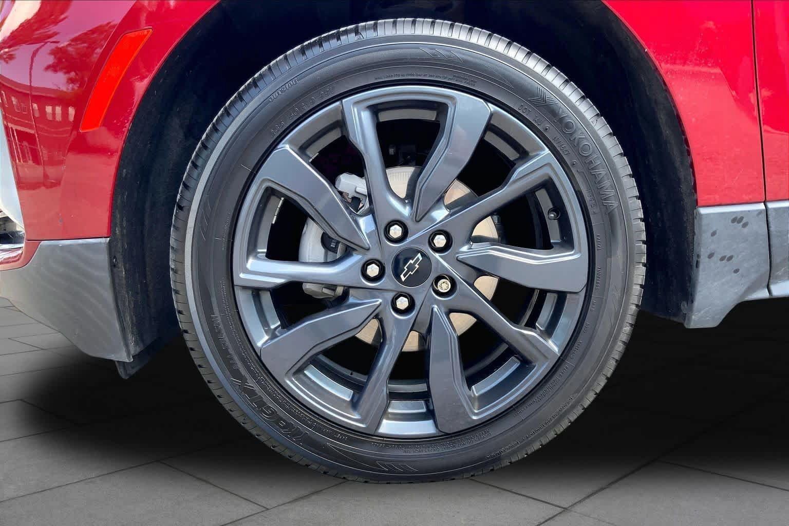 Used 2024 Chevrolet Equinox RS AWD/4WD image 11