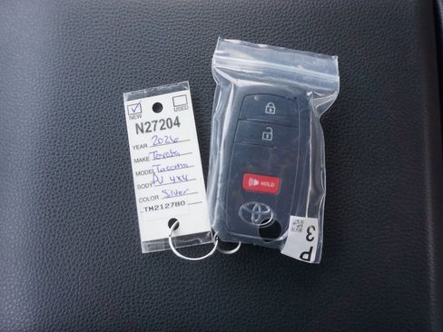 New 2026 Toyota Tacoma TRD Sport image 32