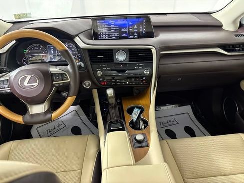 Used 2019 Lexus RX 350 AWD w/ Navigation Package image 28