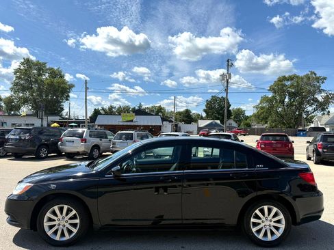 Used 2013 Chrysler 200 Touring image 2