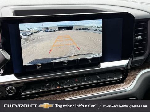 Used 2025 Chevrolet Silverado 1500 LT AWD/4WD image 28