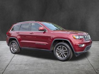 Used 2020 Jeep Grand Cherokee Laredo w/ 18" Wheel & 8.4" Radio Group AWD/4WD video 2