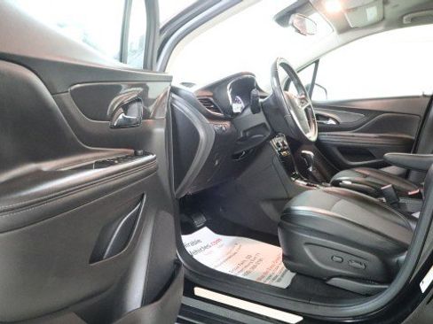Used 2019 Buick Encore Preferred FWD image 9