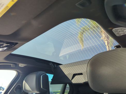 Used 2024 BMW i7 M70 w/ Executive Package image 31