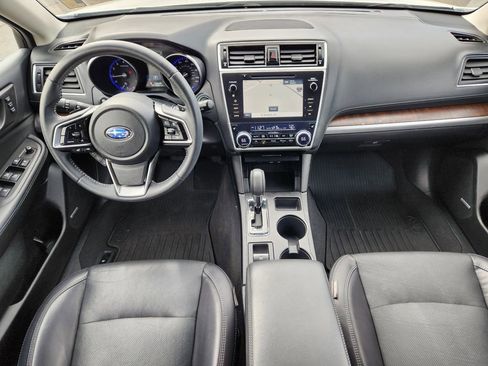 Used 2018 Subaru Outback 2.5i Limited image 11