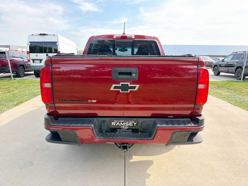Used 2020 Chevrolet Colorado Z71 AWD/4WD image 5