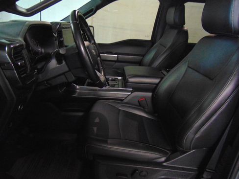 Used 2022 Ford F150 XLT w/ Equipment Group 302A High AWD/4WD image 9