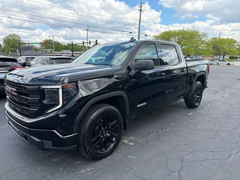 Used 2024 GMC Sierra 1500 Elevation AWD/4WD image 3