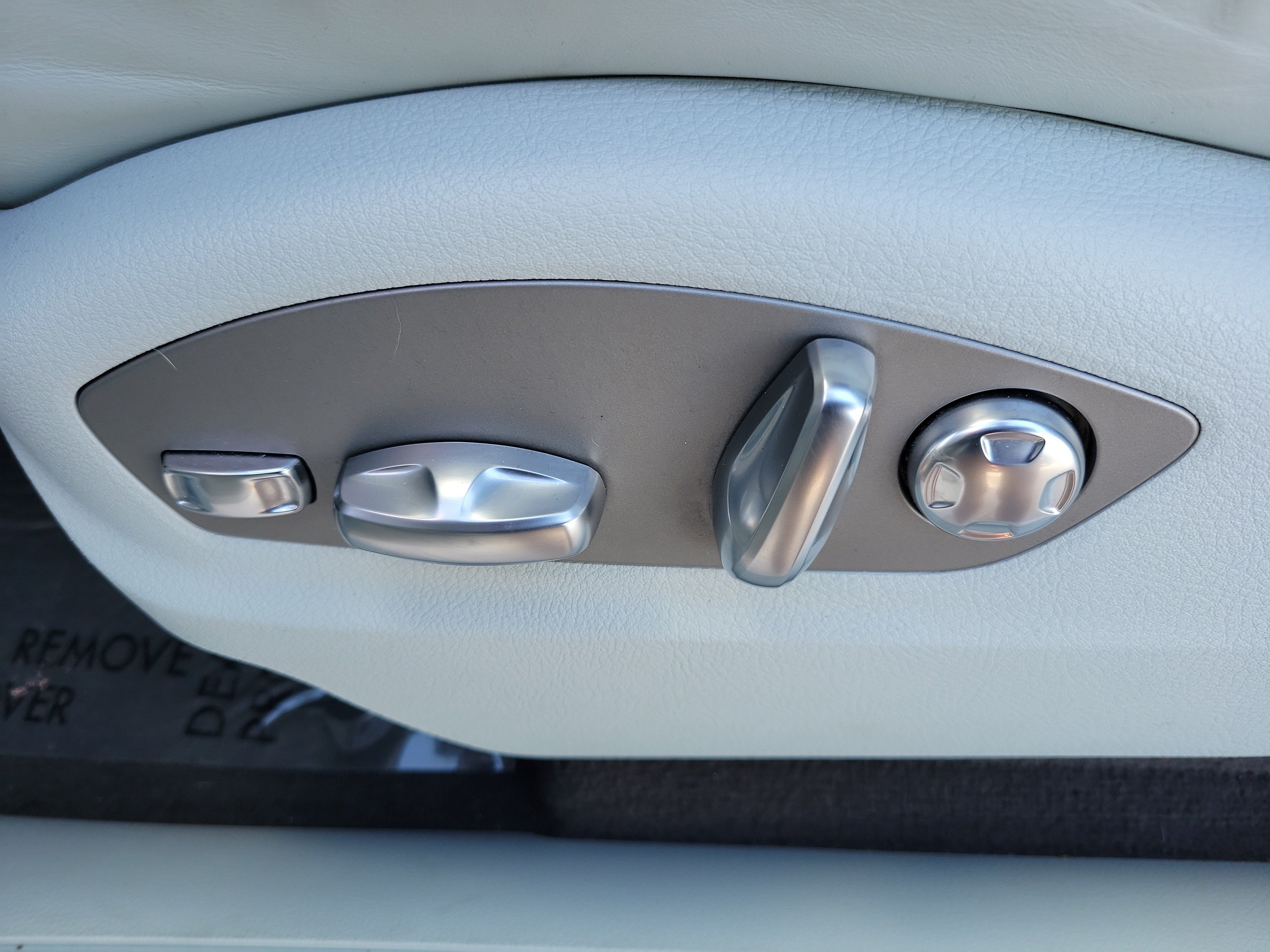 Used 2021 Porsche Macan AWD/4WD image 24
