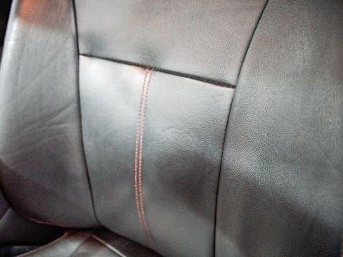 Used 2013 Ford Edge Limited image 25