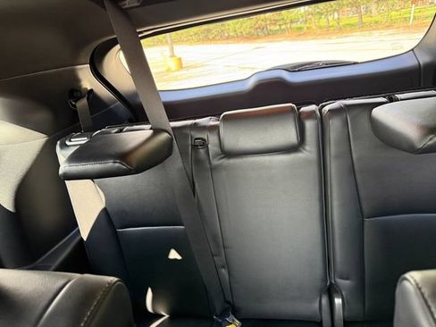 Used 2024 Toyota Highlander XSE AWD/4WD image 28