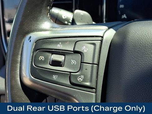 Used 2023 Chevrolet Silverado 1500 LT w/ Z71 Off-Road Package AWD/4WD image 7