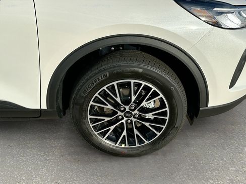 New 2026 Ford Escape SE image 20