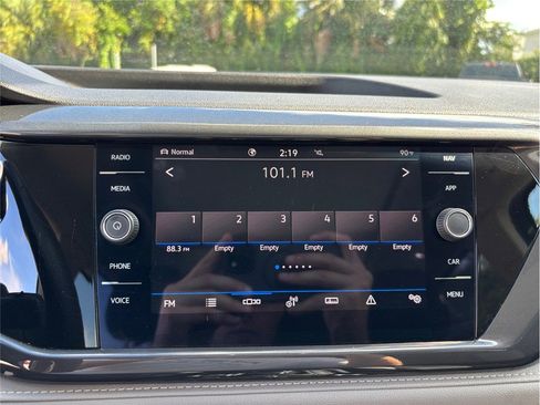 Used 2023 Volkswagen Taos SEL image 25