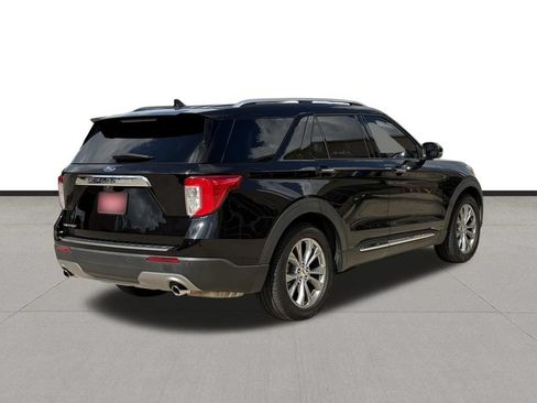 Used 2022 Ford Explorer Limited w/ Equipment Group 301A RWD image 5