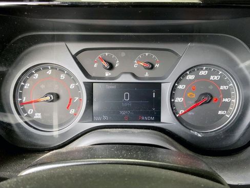 Used 2021 Chevrolet Camaro LT w/ RS Package image 17