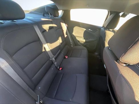 Used 2022 Chevrolet Malibu LT image 27