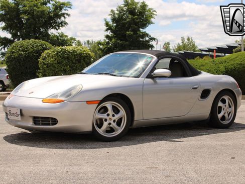 Used 1998 Porsche Boxster image 9