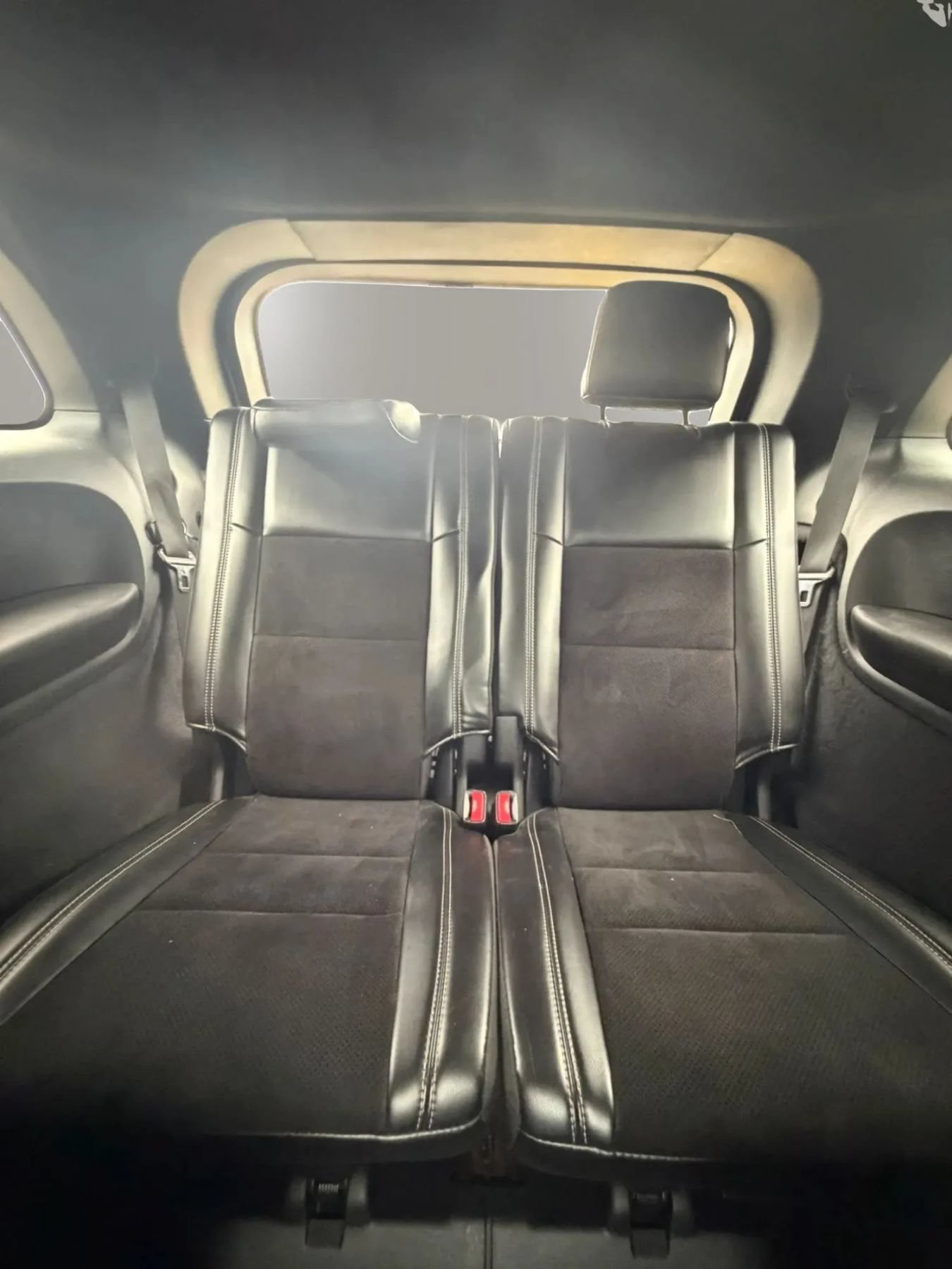 Used 2016 Dodge Durango SXT w/ Blacktop Package AWD/4WD image 19