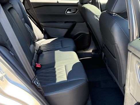 New 2026 Nissan Rogue Platinum AWD/4WD image 25